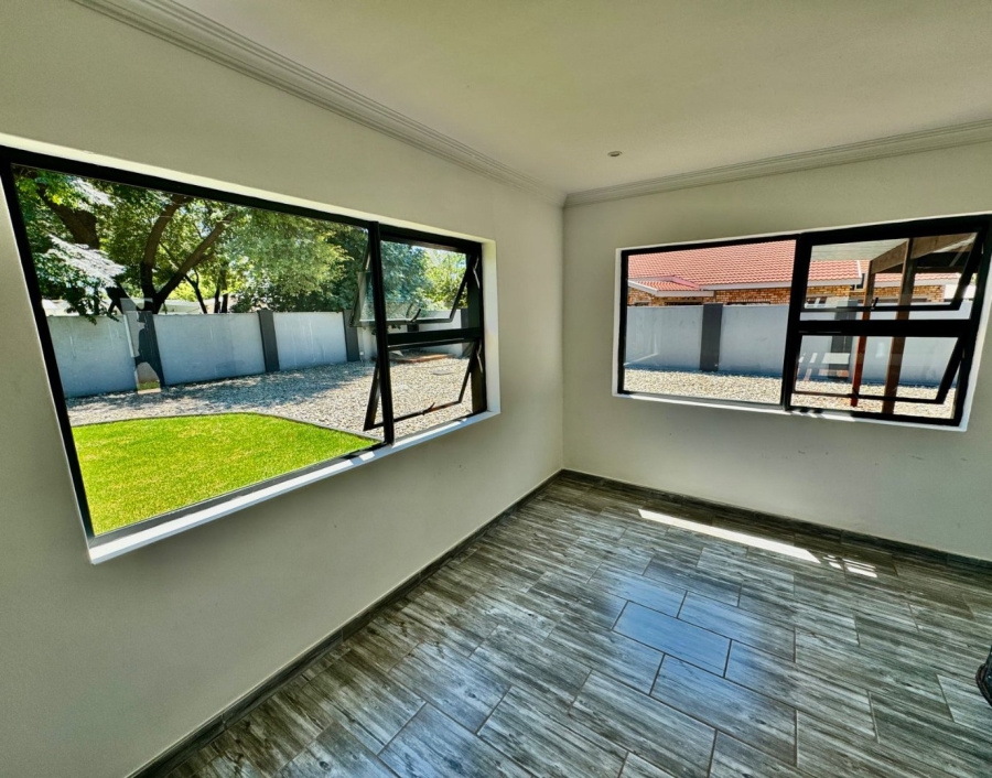 4 Bedroom Property for Sale in Potchefstroom South North West